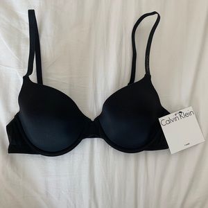 Black Calvin Klein T-Shirt Bra